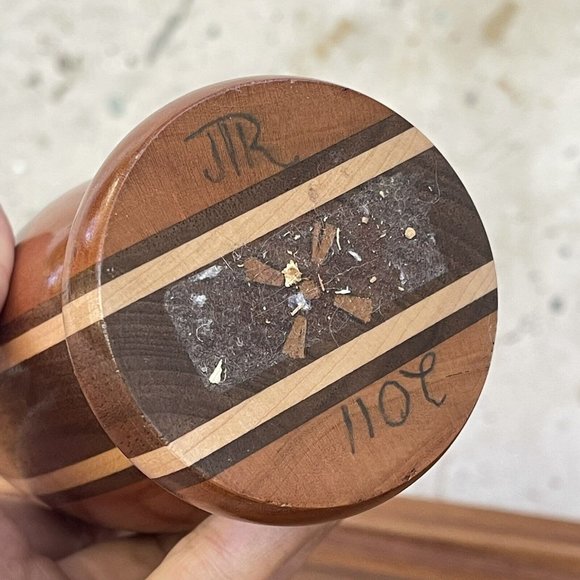 Pair Of Turned Wood Vases Handmade - Picture 5 of 6